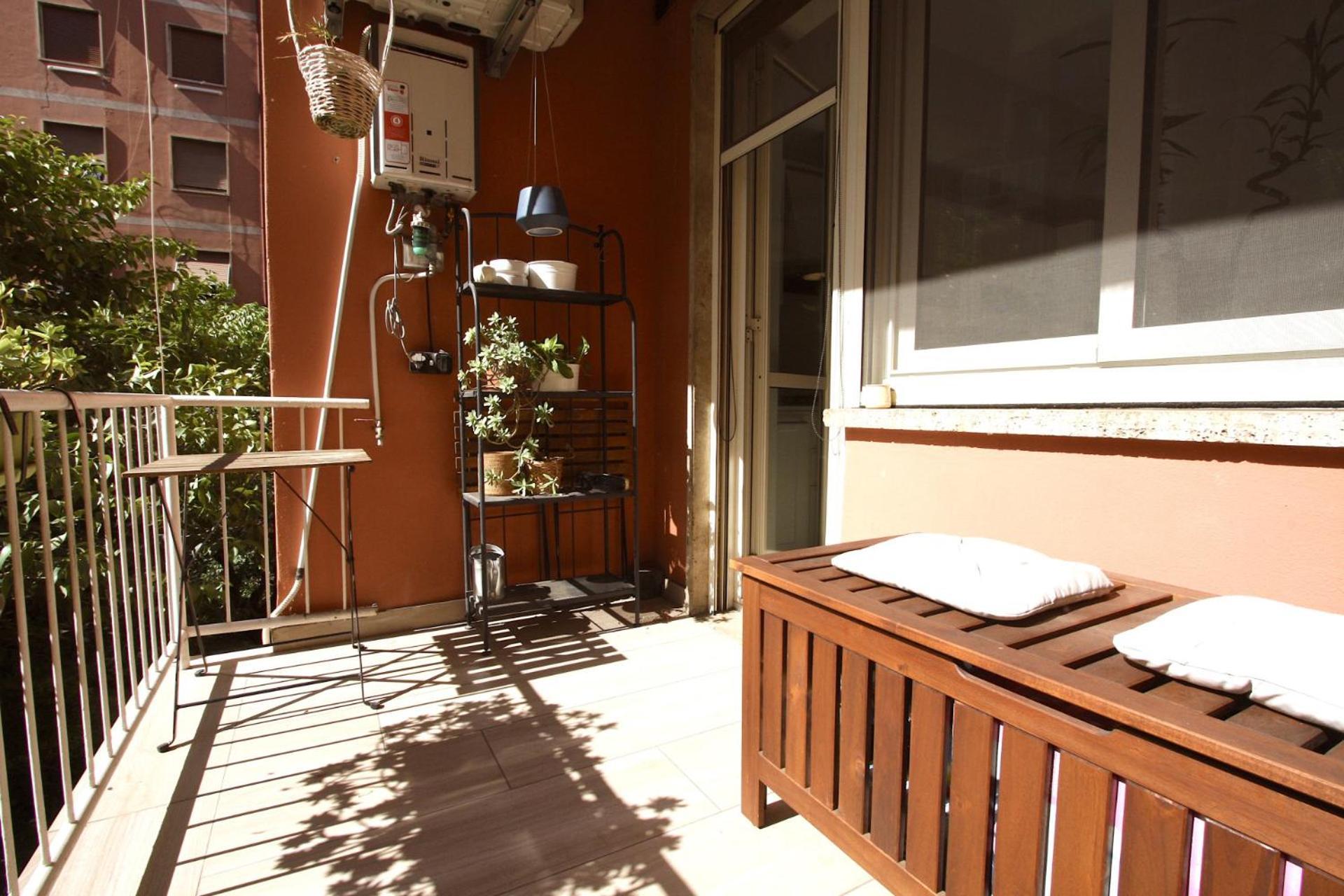 Tana House Rome